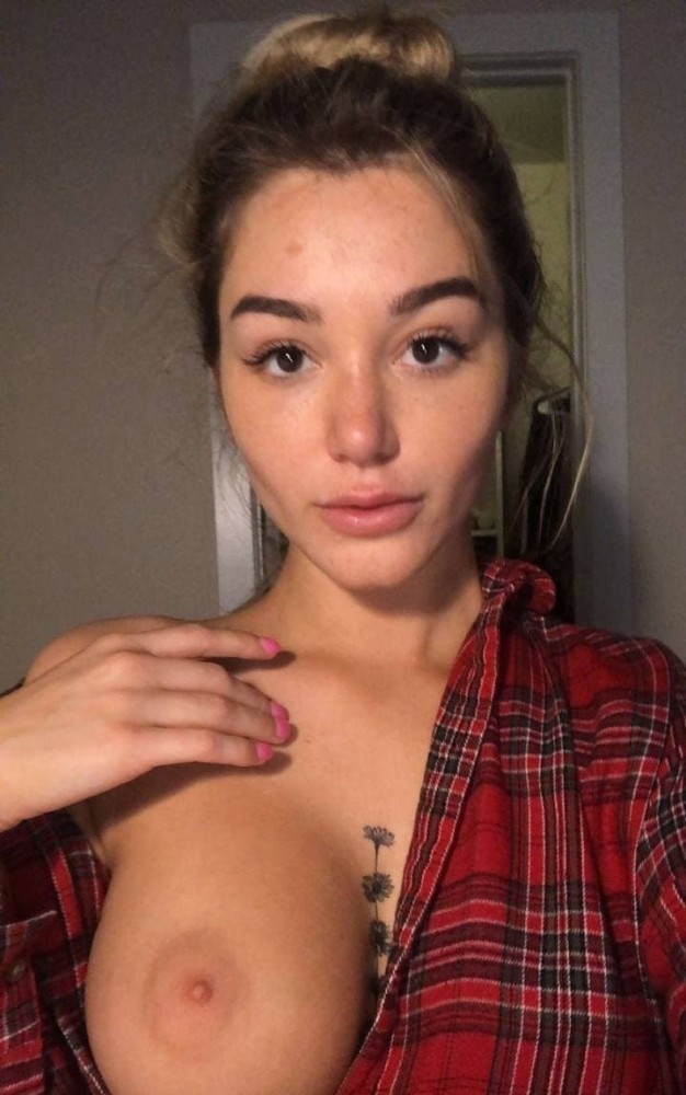 Индивидуалка Карина фото № 2 в городе Дальнегорск