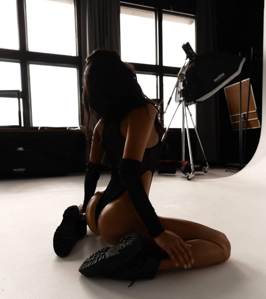 Индивидуалка Наргиза фото № 2 в городе Дальнегорск